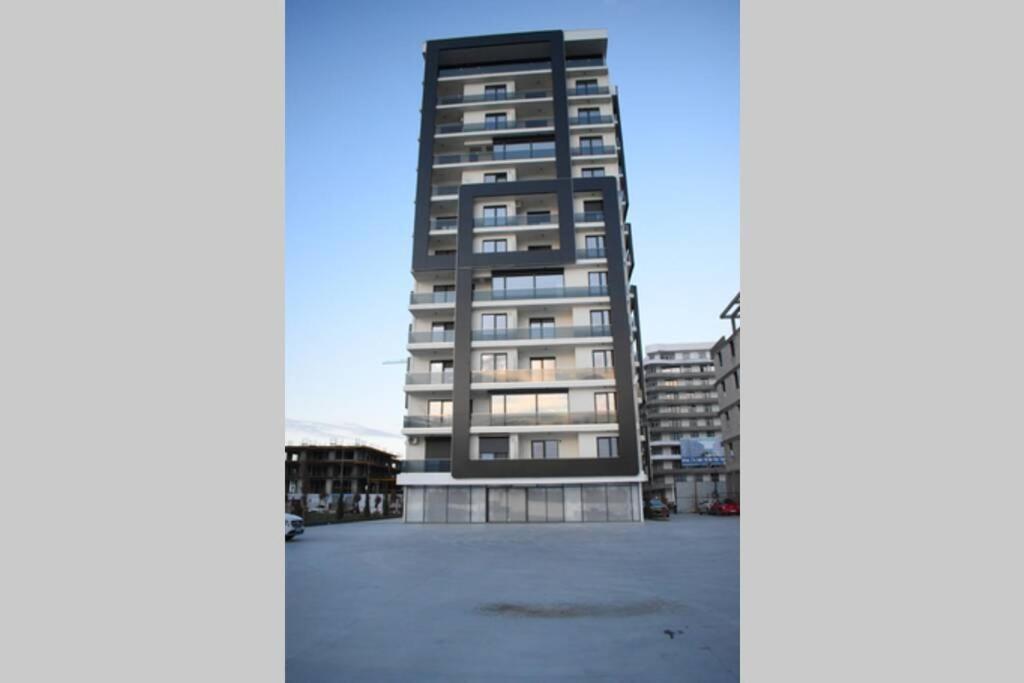 Apartment By The Lake With A View ママイア エクステリア 写真